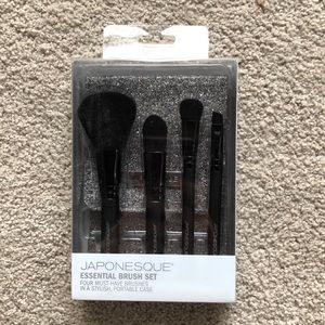 Make up brush set with case